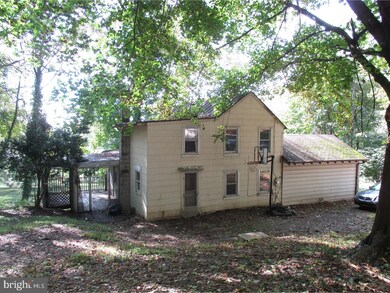 33 Edgehill Rd, Boyertown, PA 19512 - photo 2