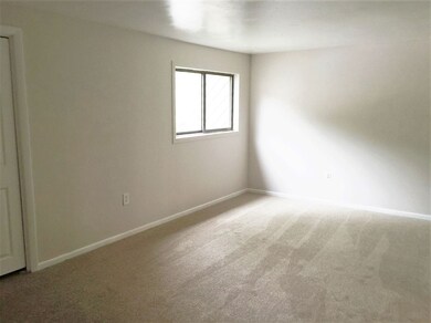 15 Dalton Ct, MerriMacK, NH 03054 - photo 5