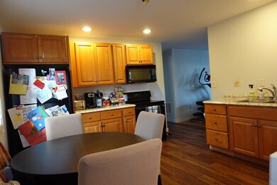 102 Market St, Amesbury, MA 01913 - photo 7