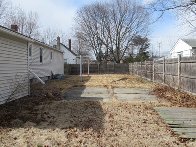 203 Massachusetts Ave, Warwick, RI 02888 - photo 2