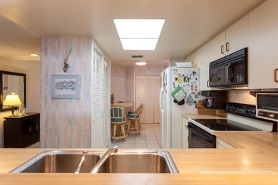 Open Kitchen with Pantry