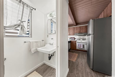 829 Ala Lilikoi St unit 6, Honolulu, HI 96818 - photo 6