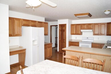 484 Terrace Dr, Marysville, OH 43040 - photo 6