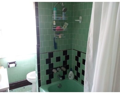 22 Westbrook St, New Bedford, MA 02740 - photo 5