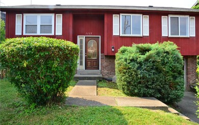 1115 Pennsylvania Ave, Pittsburgh, PA 15233 - photo 2