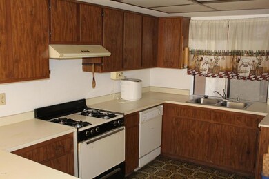 5226 Longfellow Way, Oxnard, CA 93033 - photo 4