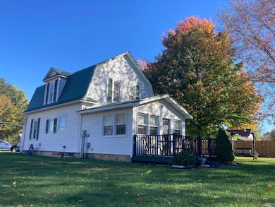 737 N Canal St, Lagrange, IN 46761 - photo 2