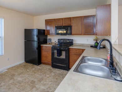 8865 E Sturtevant Ave, Richland, MI 49083 - photo 4