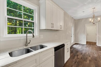 101 Lynn Dr, Archdale, NC 27263 - photo 7