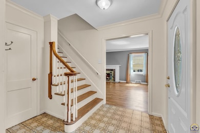 2012 SW Westwood Dr, Topeka, KS 66604 - photo 5