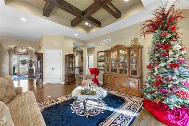 16576 S Summertree Ln, Olathe, KS 66062 - photo 6