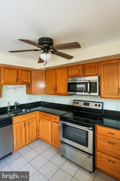 6302 Meeting House Way, Alexandria, VA 22312 - photo 7