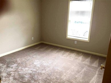 Photos of room pre tenants and paint