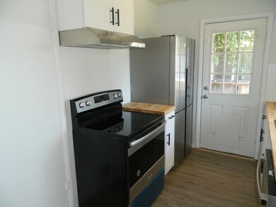 2320 Reclamation Ave, Klamath Falls, OR 97601 - photo 5