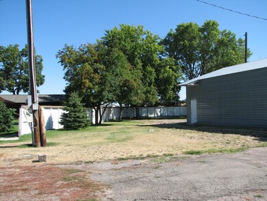 side yard