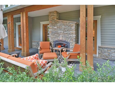 Great front yard entertaining area
