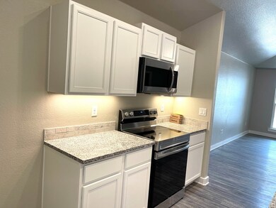 1318 E 95th St, Odessa, TX 79765 - photo 3