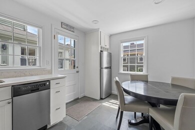 27 Washington St, Marblehead, MA 01945 - photo 6