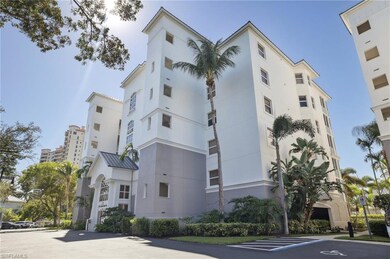 View of apartment building / complex