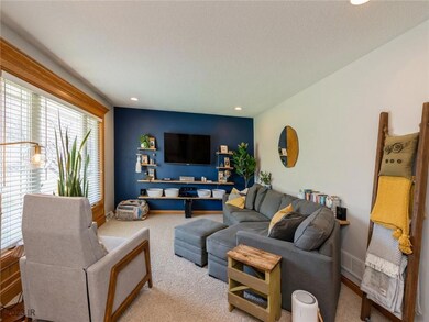 3841 Merced St, Des Moines, IA 50310 - photo 5