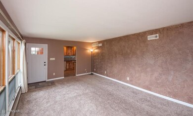 4779 M 140 living room