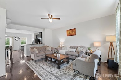 805 Bayside Ct, South Amboy, NJ 08879 - photo 3