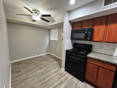 2807 Beauchamp St unit 6, Houston, TX 77009 - photo 7