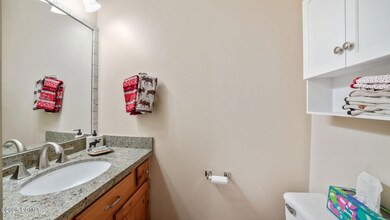 890 E Hamlet Cir N, Midway, UT 84049 - photo 7
