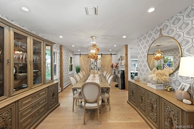 93 Beacon Ave, Staten Island, NY 10306 - photo 6