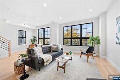 165 Delaware Ave unit 3, Jersey City, NJ 07306 - photo 2