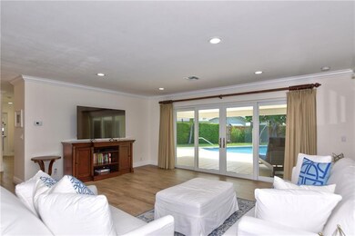 Can accommodate large furniture and accessories!