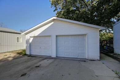 1283 Illinois 130, Villa Grove, IL 61956 - photo 7