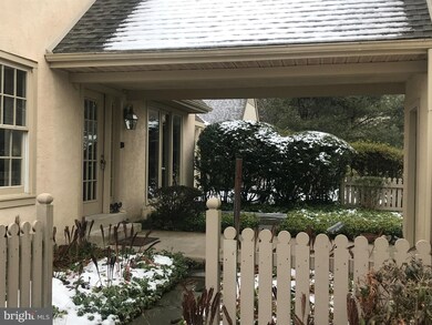 420 Waynesbrooke Rd unit G133, Berwyn, PA 19312 - photo 6