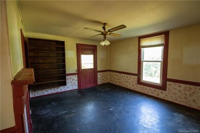 429 River Hill Rd, Statesville, NC 28625 - photo 6