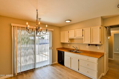 11838NSunValleyDr-6