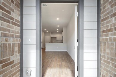 11922 Amber Oak Way unit Bldg 3, Tomball, TX 77375 - photo 2