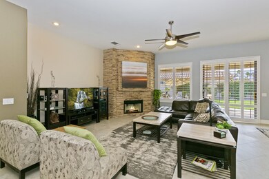 006_Living Room