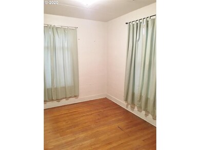 709 NW Bailey Ave, Pendleton, OR 97801 - photo 6