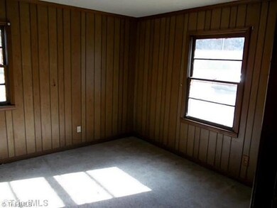 1st Bedroom.