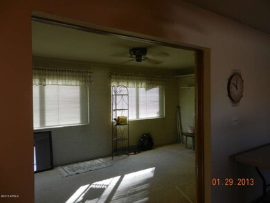 Den/Arizona Room