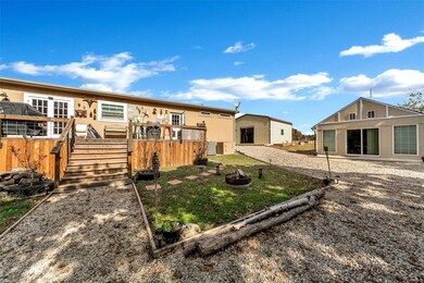 591 Willow Cir, Springtown, TX 76082 - photo 2