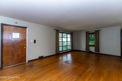 51 Croswell St, Albany, NY 12206 - photo 2