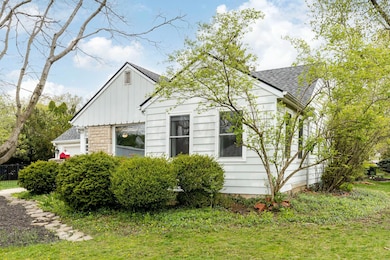 2021-04-12 2170 Eastcleft Dr 03