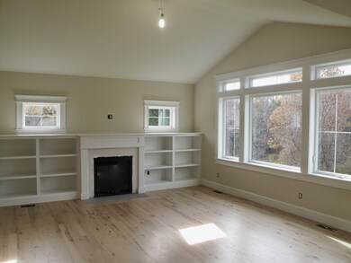 214 Iduna Ln, Amherst, MA 01002 - photo 3