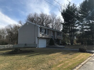 4 Pheasant Ct, Cranston, RI 02920 - photo 2