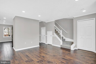 925 Bending Branch Way, Hyattsville, MD 20785 - photo 5