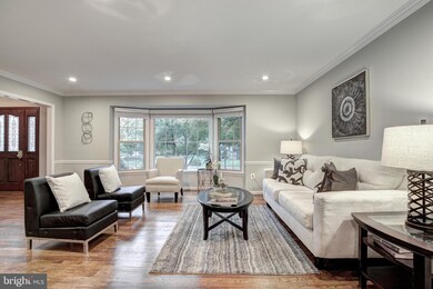 10183 Red Spruce Rd, Fairfax, VA 22032 - photo 4