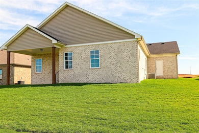 605 Thoroughbred Way, Franklin, KY 42134 - photo 5