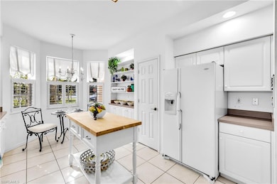 Kitchen Breakfast Nook and built-in shelves
