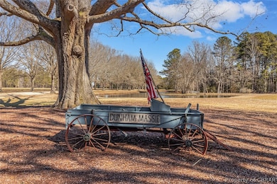 Entrance to Avenue of Willow Oaks